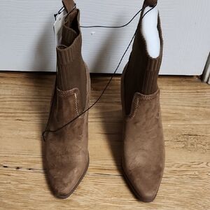a new day Women's Brown Suede Ankle Booties